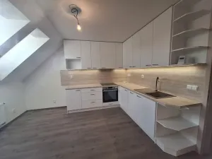Pronájem bytu 3+kk, Kolín, Vrchlického, 64 m2
