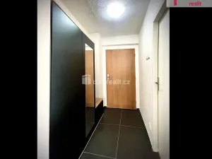 Pronájem bytu 1+kk, Praha - Písnice, Na okruhu, 20 m2