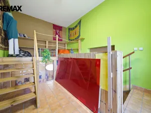 Pronájem obchodního prostoru, Karlovy Vary, Jugoslávská, 142 m2