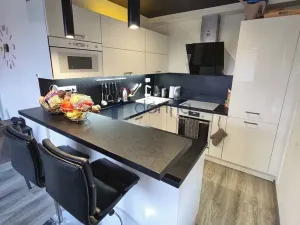 Pronájem bytu 2+kk, Praha, Modrého, 55 m2