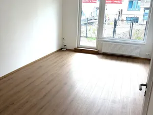 Prodej bytu 1+kk, Kladno, Ke stadionu, 32 m2