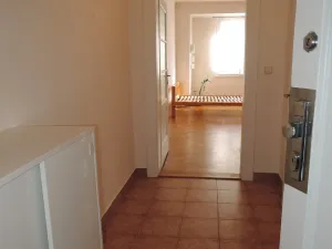 Pronájem bytu 1+kk, Praha - Michle, Nuselská, 41 m2