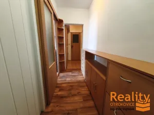 Pronájem bytu 2+1, Otrokovice, Smetanova, 56 m2