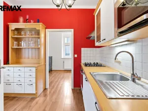 Prodej bytu 4+1, Karlovy Vary, Ondříčkova, 87 m2