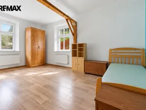 Prodej bytu 4+1, Karlovy Vary, Ondříčkova, 87 m2