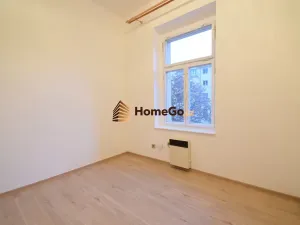 Pronájem bytu 2+kk, Praha - Vršovice, Sevastopolská, 45 m2