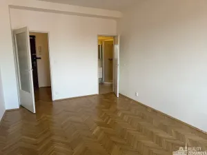 Pronájem bytu 2+1, Praha - Malá Strana, Šeříková, 50 m2