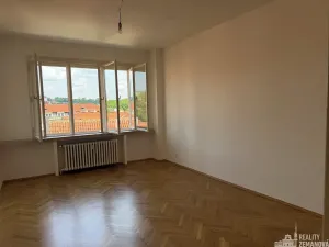 Pronájem bytu 2+1, Praha - Malá Strana, Šeříková, 50 m2