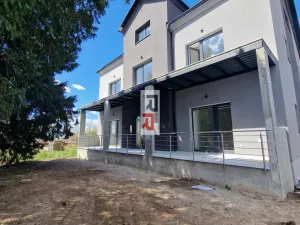 Pronájem bytu 2+kk, Šternberk, Uničovská, 45 m2