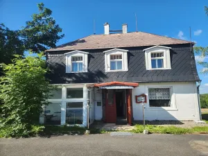 Prodej rodinného domu, Dubí, 302 m2