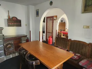 Prodej rodinného domu, Dubí, 302 m2