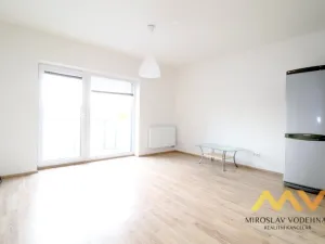 Pronájem bytu 2+kk, Hradec Králové - Nový Hradec Králové, Kejzlarova, 56 m2