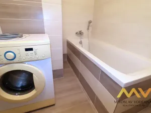 Pronájem bytu 2+kk, Hradec Králové - Nový Hradec Králové, Kejzlarova, 56 m2
