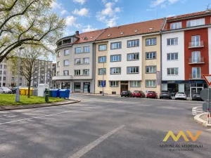 Pronájem bytu 3+1, Hradec Králové, náměstí 5. května, 98 m2
