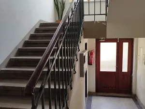Pronájem bytu 2+1, Praha - Vysočany, Poděbradská, 77 m2