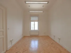 Pronájem kanceláře, Praha - Nové Město, Klimentská, 104 m2