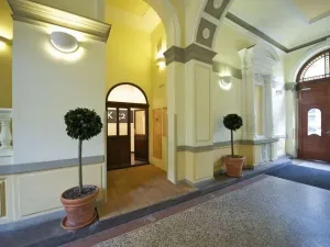 Pronájem kanceláře, Praha - Nové Město, Klimentská, 104 m2