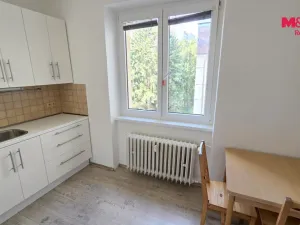 Pronájem bytu 2+1, Praha - Vokovice, Kladenská, 65 m2
