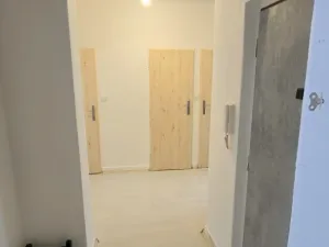 Pronájem bytu 2+1, Praha - Vokovice, Kladenská, 65 m2