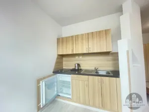 Pronájem bytu 3+kk, Praha - Smíchov, Plzeňská, 70 m2