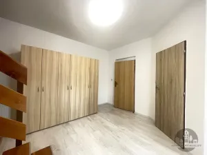 Pronájem bytu 3+kk, Praha - Smíchov, Plzeňská, 70 m2
