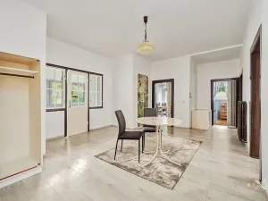 Prodej vícegeneračního domu, Vejprty, náměstí T. G. Masaryka, 932 m2