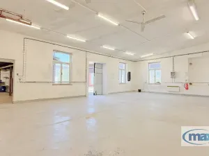 Pronájem skladu, Holice, Hradecká, 317 m2