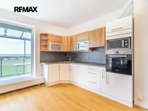 Prodej bytu 2+kk, Hostivice, Žitná, 52 m2