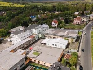 Prodej výrobních prostor, Ostrov, Krátká, 11439 m2
