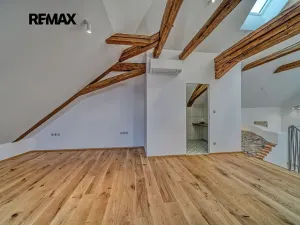 Pronájem atypického bytu, Kutná Hora, Kollárova, 123 m2