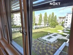 Pronájem bytu 1+kk, Praha - Hlubočepy, Divíškové, 31 m2