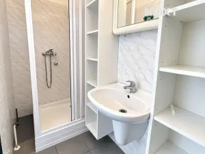 Pronájem ordinace, Hodonín, Seifertova, 77 m2