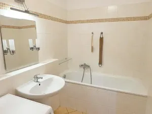 Pronájem bytu 2+kk, Praha - Řepy, Zrzavého, 52 m2