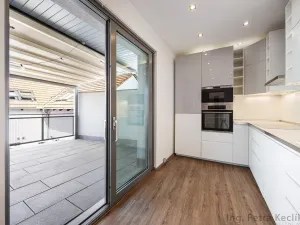 Prodej bytu 5+kk, Šlapanice, Brněnská, 154 m2