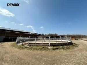 Prodej pozemku, Spálené Poříčí, 166477 m2