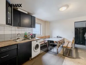 Prodej výrobních prostor, Neuměř, 405 m2