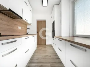 Prodej bytu 3+1, Zlín - Louky, Zábrančí I, 79 m2