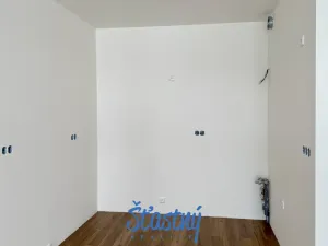 Prodej bytu 2+kk, Praha, Čakovická, 55 m2