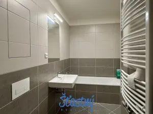 Prodej bytu 2+kk, Praha, Čakovická, 55 m2