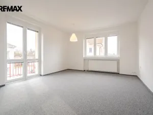 Pronájem bytu 2+1, Hradec Králové - Pražské Předměstí, Šmilovského, 67 m2