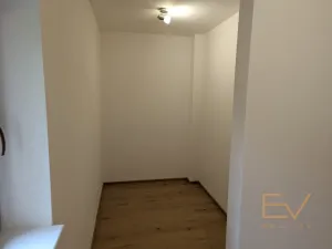 Pronájem bytu 3+kk, Praha - Žižkov, Jeseniova, 110 m2