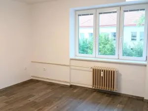 Pronájem bytu 2+1, Pardubice - Zelené Předměstí, Josefa Ressla, 55 m2