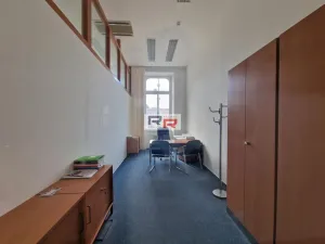 Pronájem kanceláře, Olomouc, Dolní náměstí, 16 m2