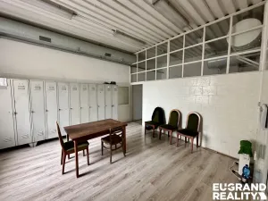 Prodej výrobních prostor, Varnsdorf, Žilinská, 2400 m2