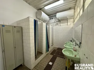 Prodej výrobních prostor, Varnsdorf, Žilinská, 2400 m2
