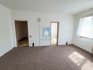 Pronájem bytu 1+1, Rotava, Sídliště, 36 m2