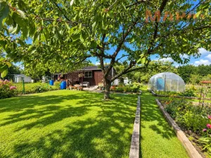 Prodej zahrady, Chomutov, 400 m2