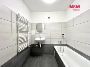 Pronájem bytu 2+1, Krnov - Pod Cvilínem, Hálkova, 55 m2