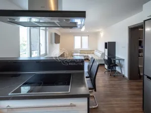 Pronájem bytu 3+1, Chlumín, 71 m2