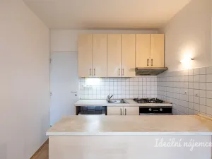 Pronájem bytu 3+1, Praha - Krč, Sládkovičova, 54 m2